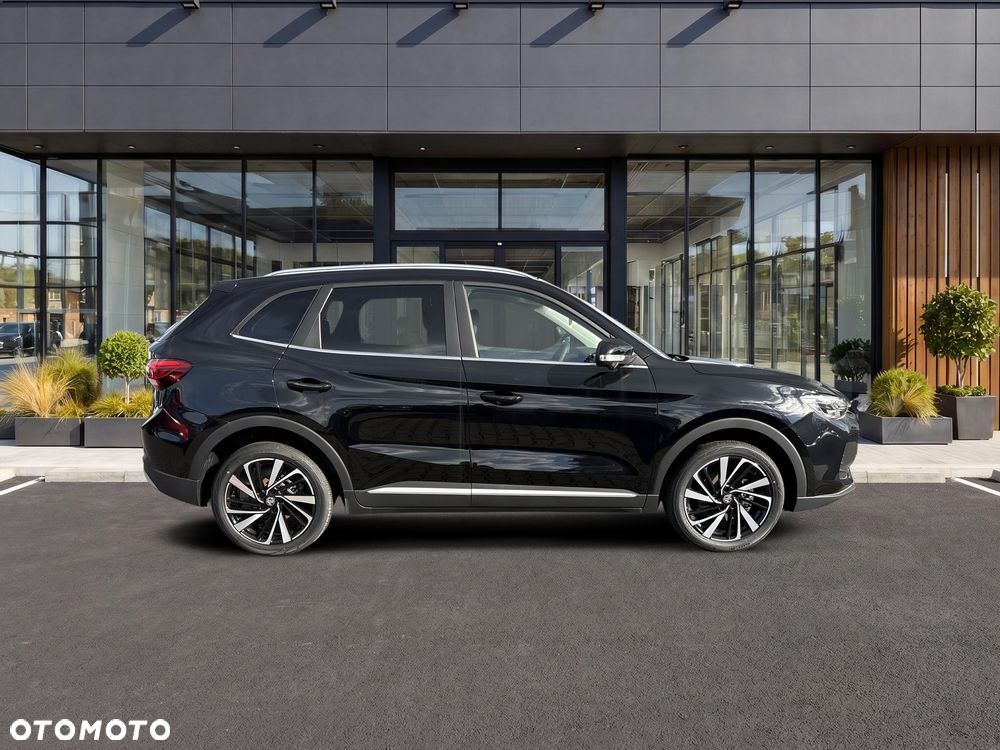 MG ZS 1.5 HEV+ Exclusive - 5