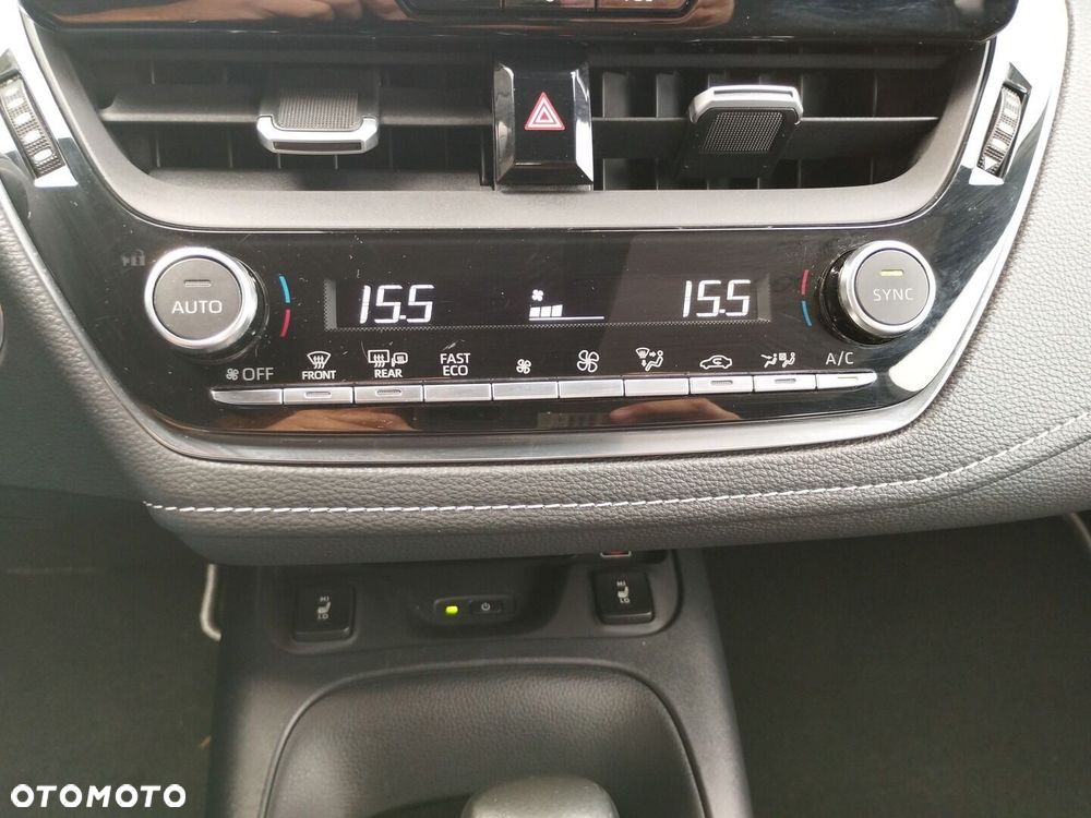 Toyota Corolla 2.0 Hybrid Comfort - 21