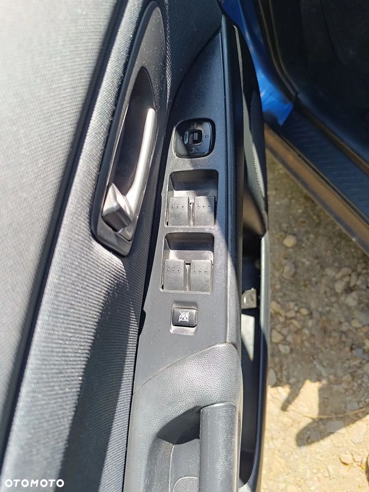 Mazda 3 1.6 Exclusive - 6