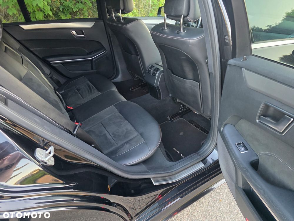 Mercedes-Benz Klasa E 220 BlueTEC 9G-TRONIC Avantgarde - 17