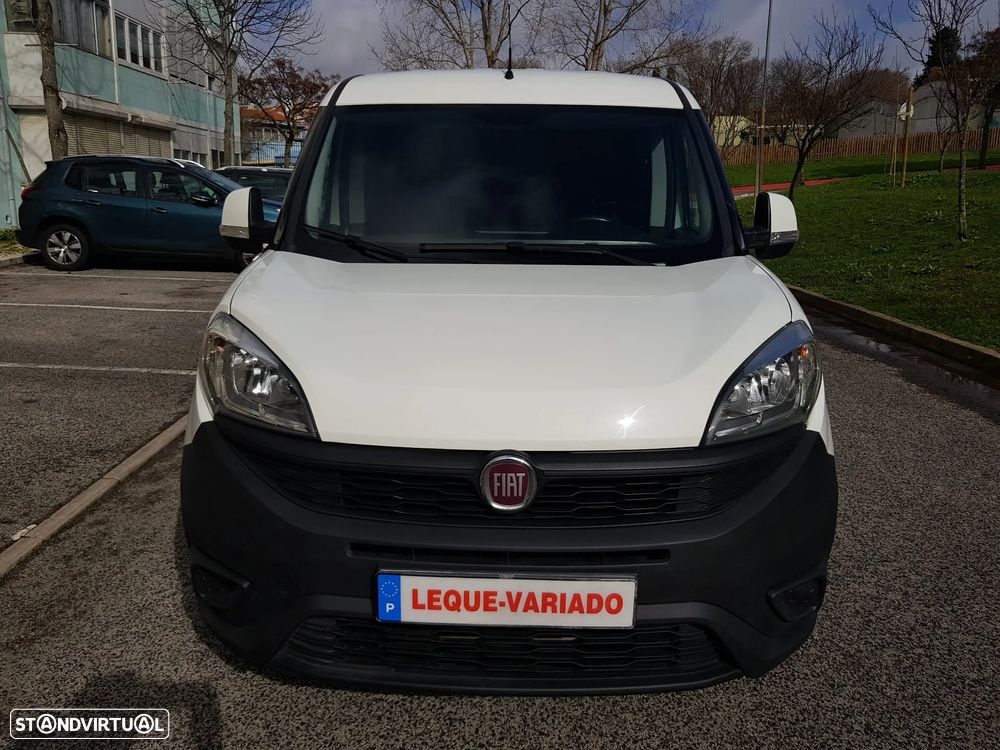 Fiat Doblo 3 Lugares - 2