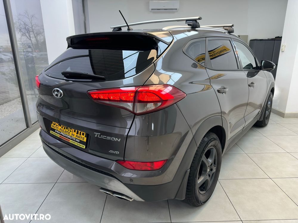 Hyundai Tucson 2.0 CRDI 4WD Automatik Premium - 4