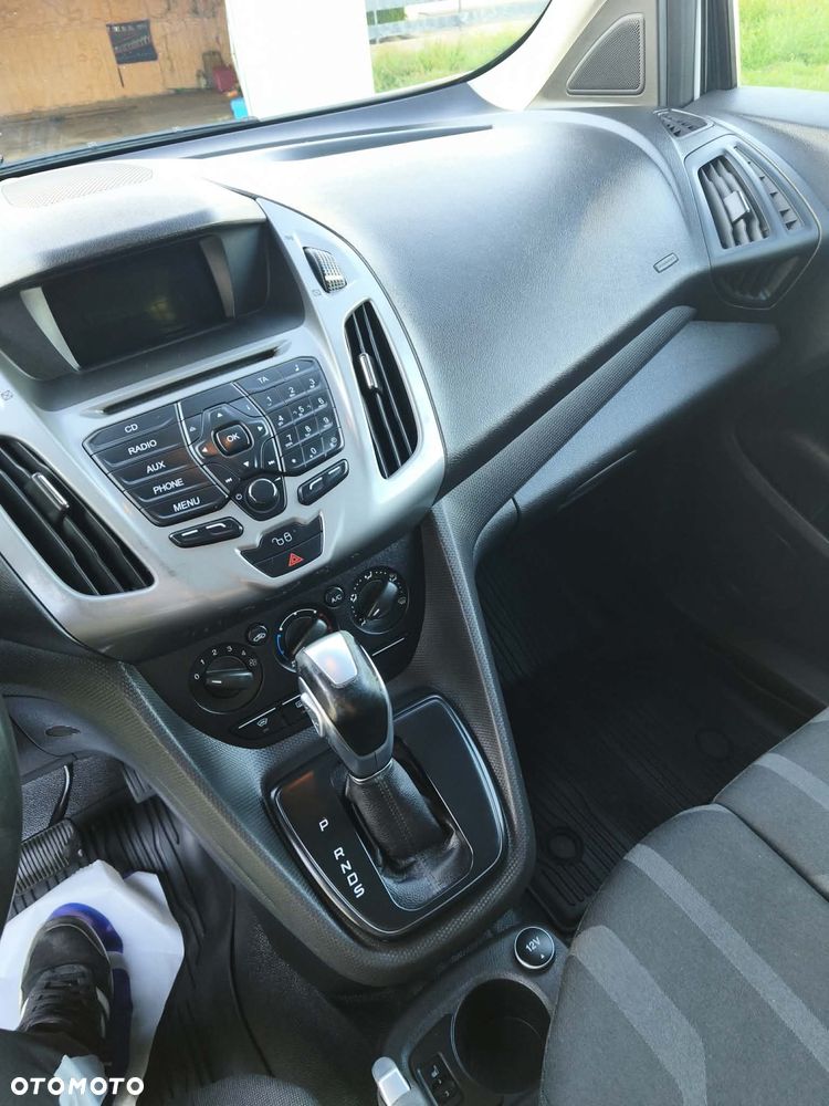 Ford Transit Connect - 17
