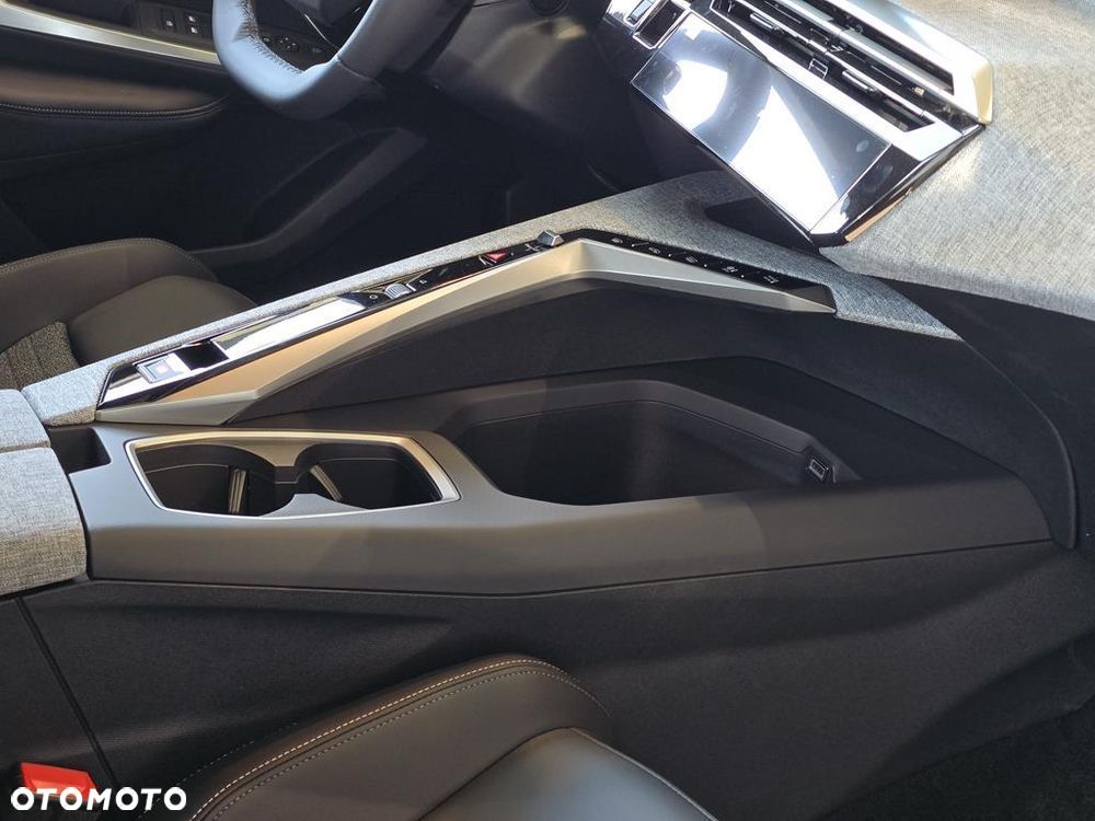 Peugeot 5008 1.2 PureTech mHEV Allure S&S e-DCS6 - 23