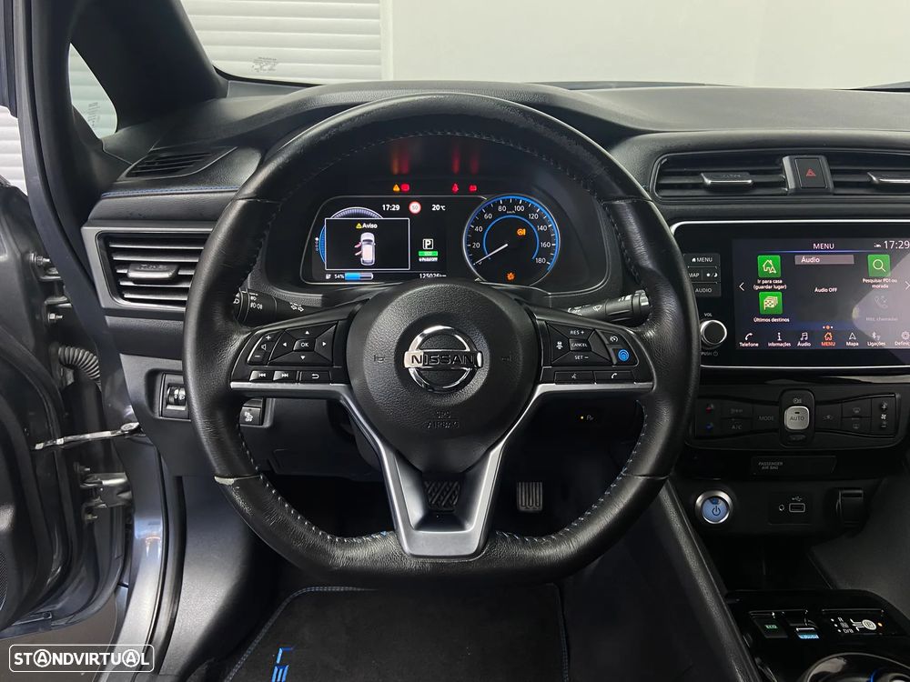 Nissan Leaf N-Connecta - 12