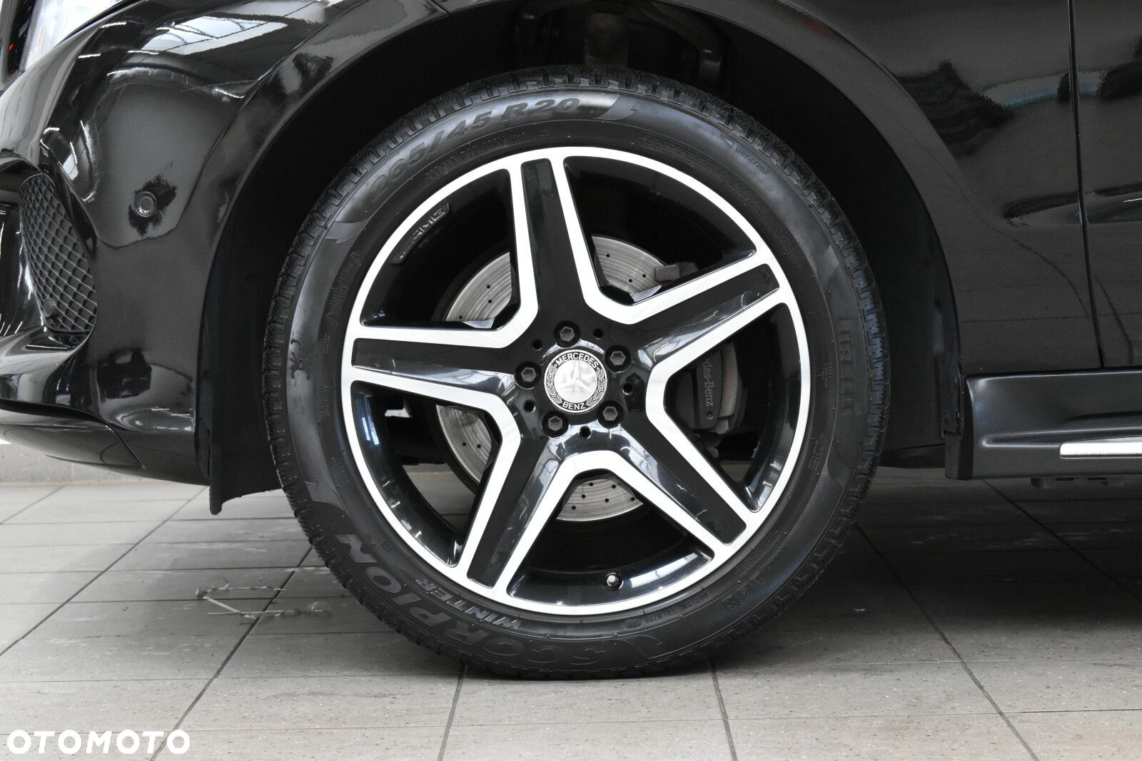 Mercedes-Benz GLE 350 d 4-Matic - 6