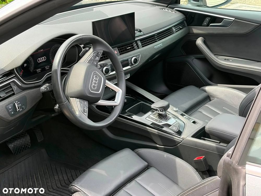 Audi A5 Cabrio 45 TFSI quattro S tronic - 4