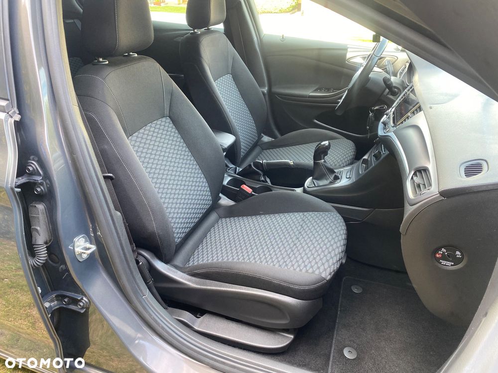 Opel Astra 1.6 D (CDTI) Innovation - 31