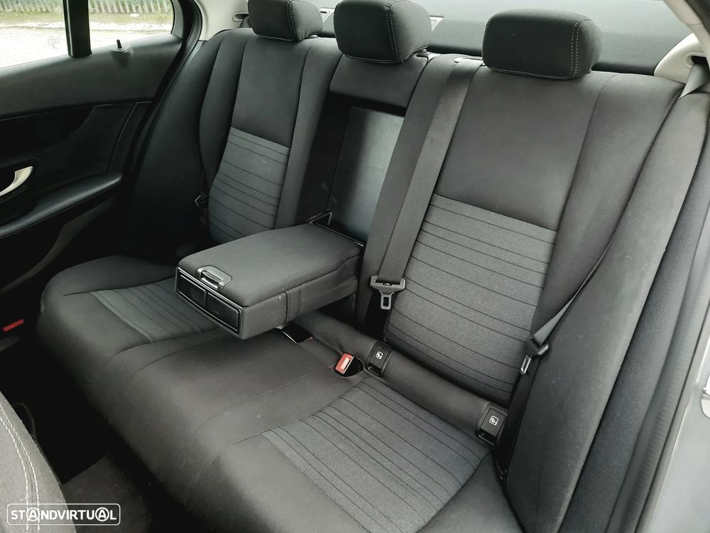 Mercedes-Benz C 300 BlueTEC Hybrid Avantgarde - 7