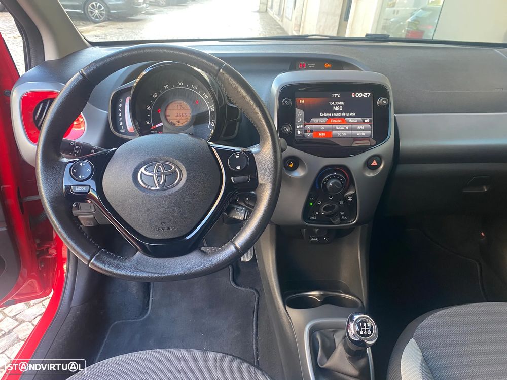 Toyota Aygo 1.0 X-Play+X-Touch - 37