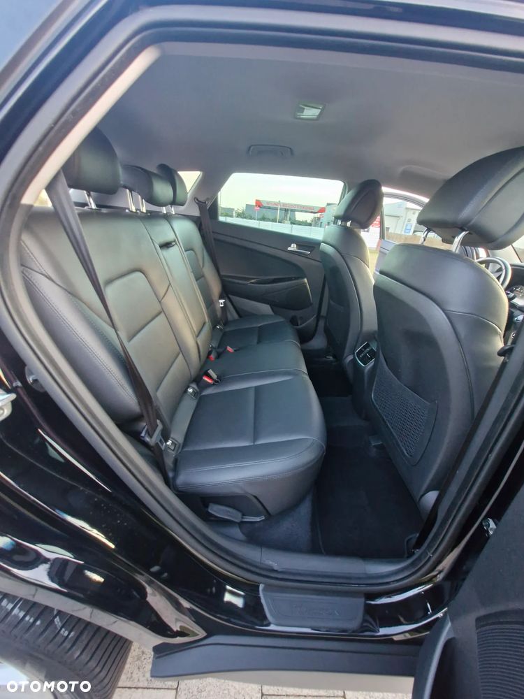Hyundai Tucson blue 1.7 CRDi 2WD Classic - 16