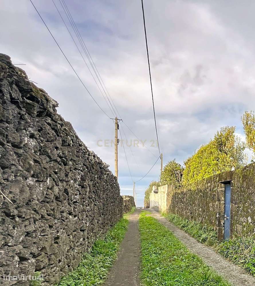 Terreno, 1 400 m², Pico da Pedra - Grande imagem: 4/14
