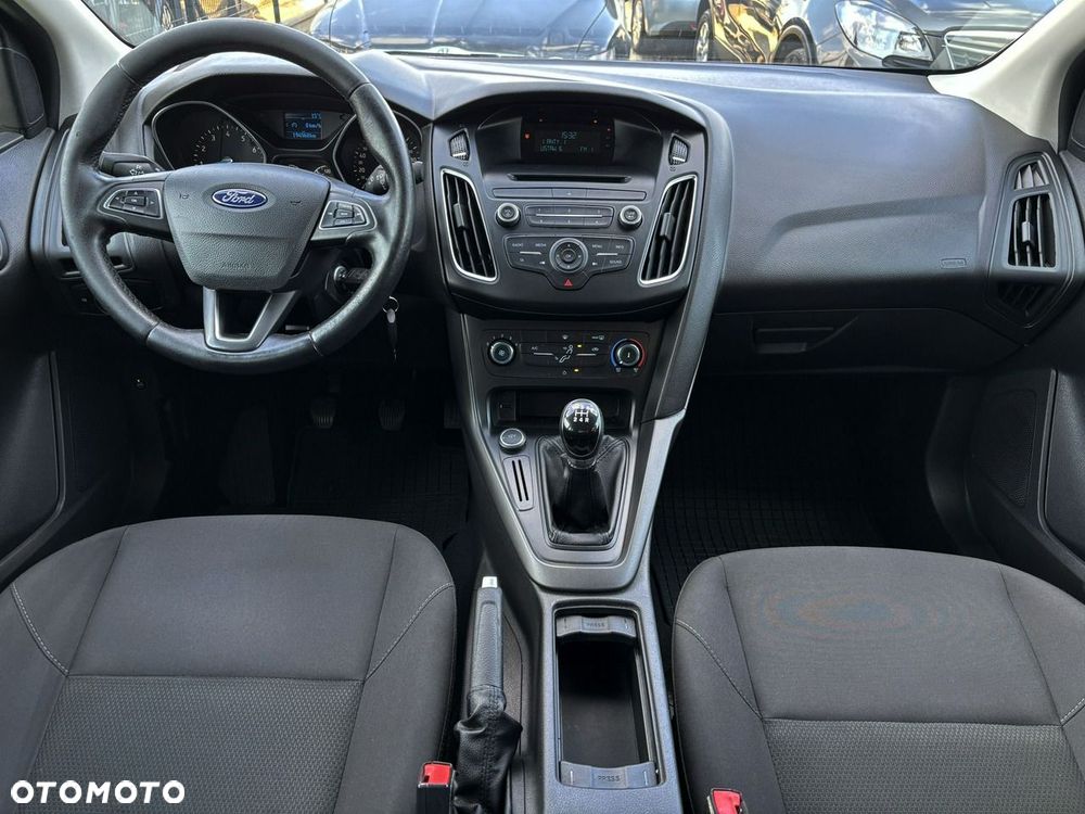 Ford Focus 1.6 Edition - 29