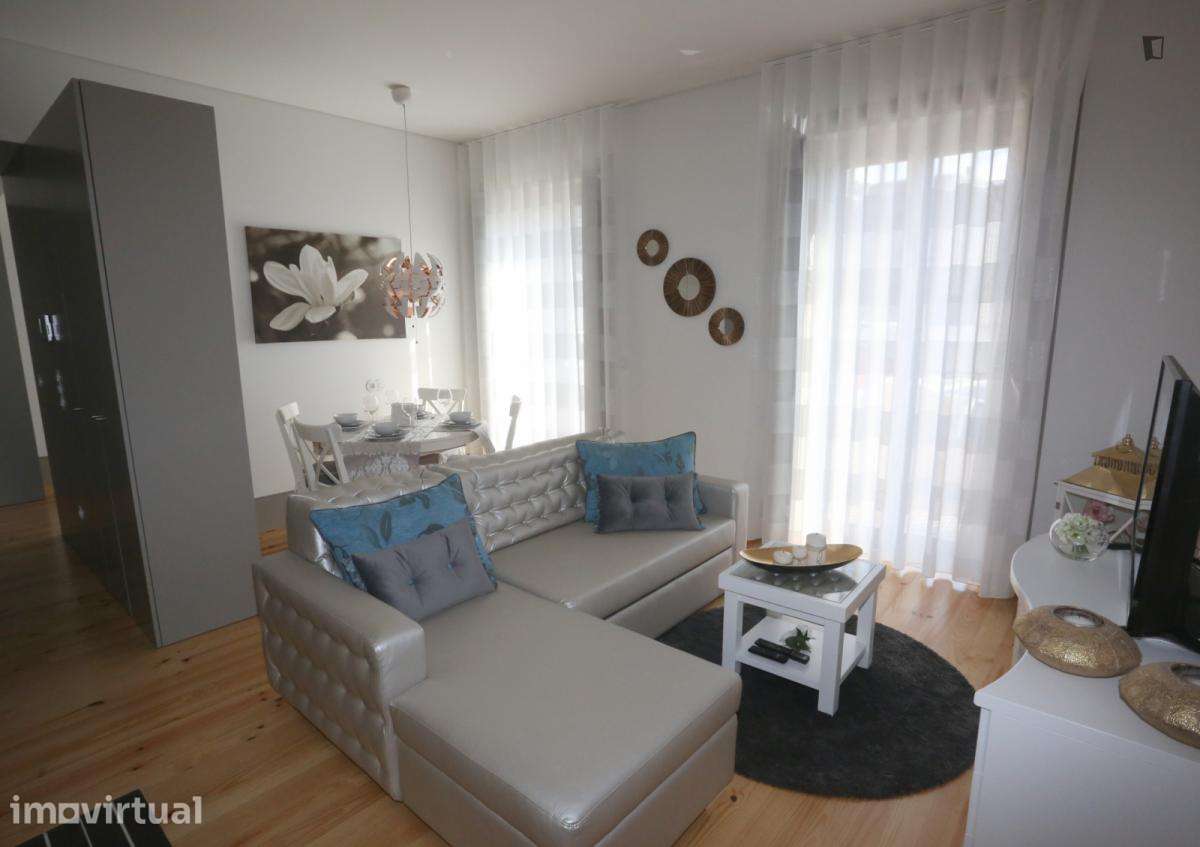 Apartamento com 1 quartos - localizado em Santo Ildefonso Porto - Grande imagem: 4/12