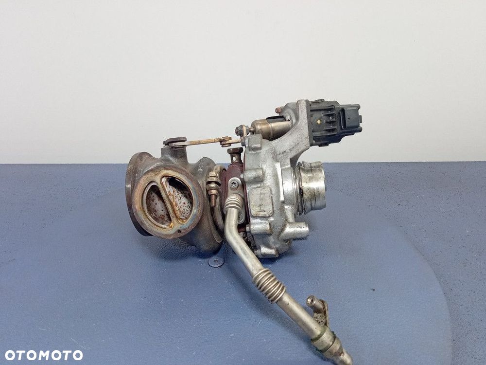 BMW 7 G11 G12 750i 4.4 V8 N63 TURBOSPRĘŻARKA 8600290 - 1