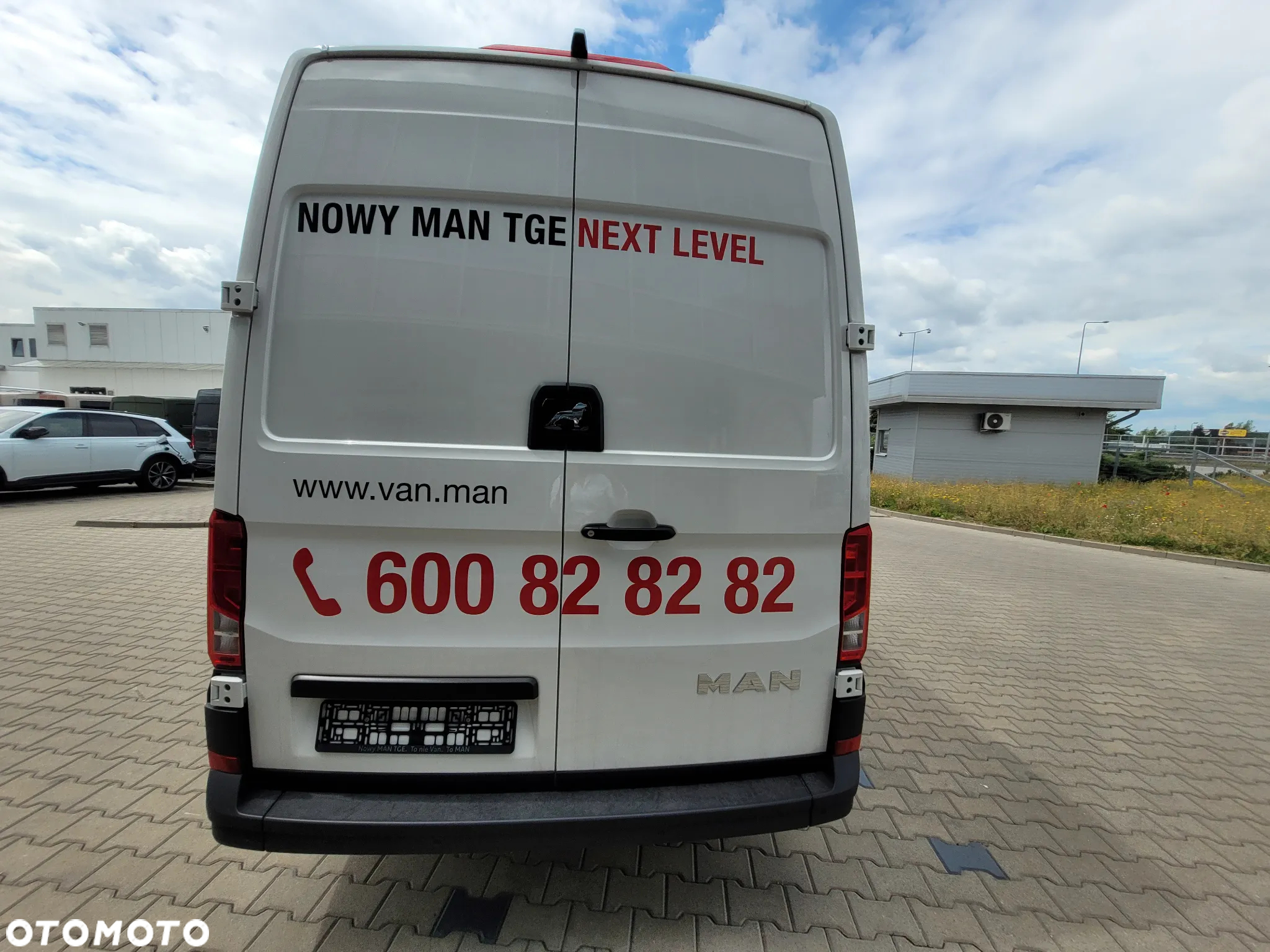 MAN TGE 3.140 4X2F SB - 10