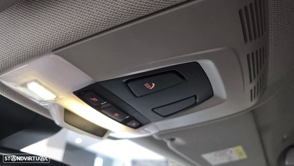 BMW X1 18 d sDrive Auto Line Sport - 42