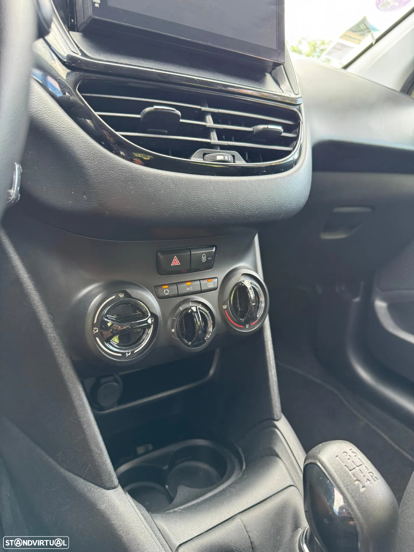 Peugeot 208 1.2 PureTech Active - 9
