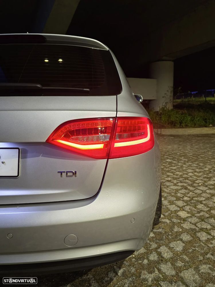 Audi A4 Avant 2.0 TDI DPF multitronic S line Sport Pack - 27