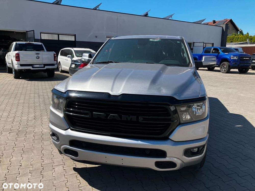 RAM 1500 5.7 Crew Cab Laramie - 5