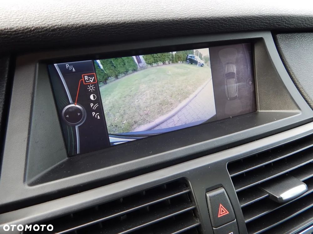BMW X5 xDrive35d - 17