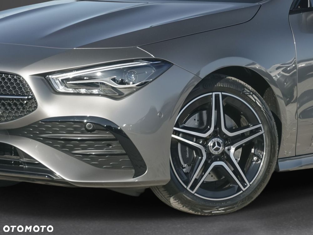 Mercedes-Benz CLA - 10
