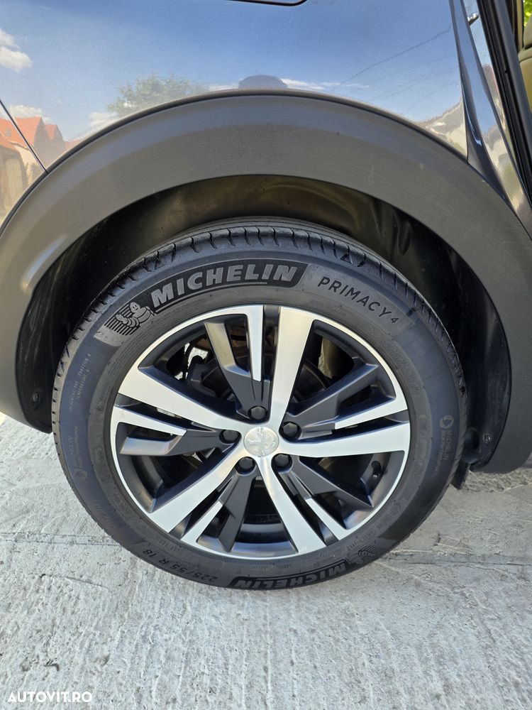 Peugeot 3008 1.2 PureTech Turbo S&S GT-Line - 14