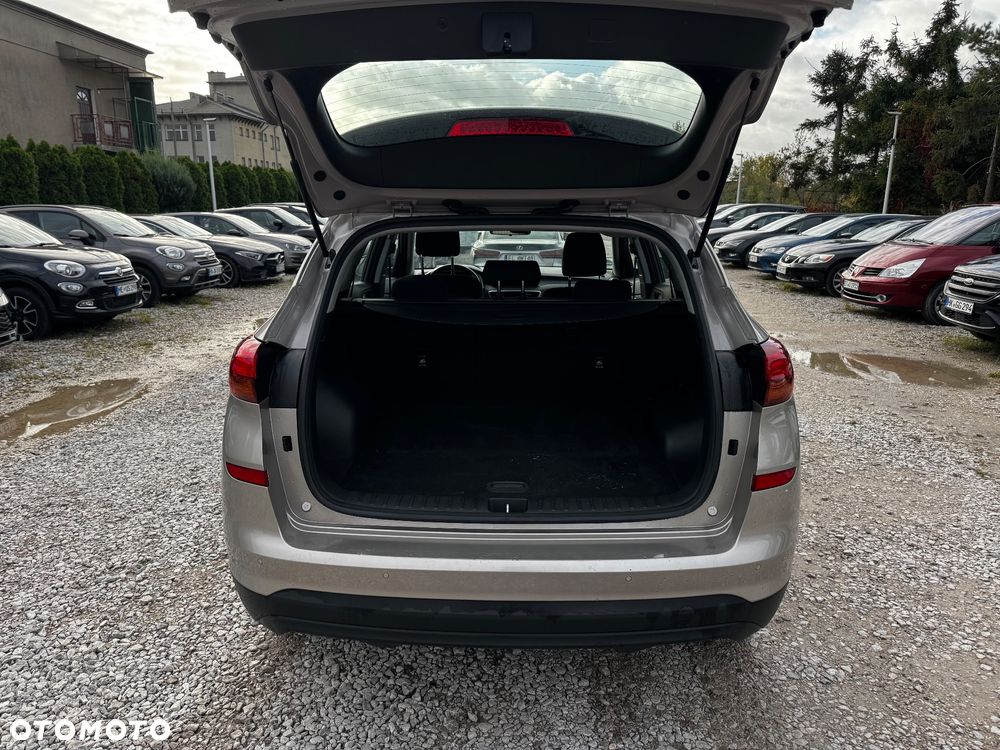 Hyundai Tucson blue 1.6 GDi 2WD Passion - 33