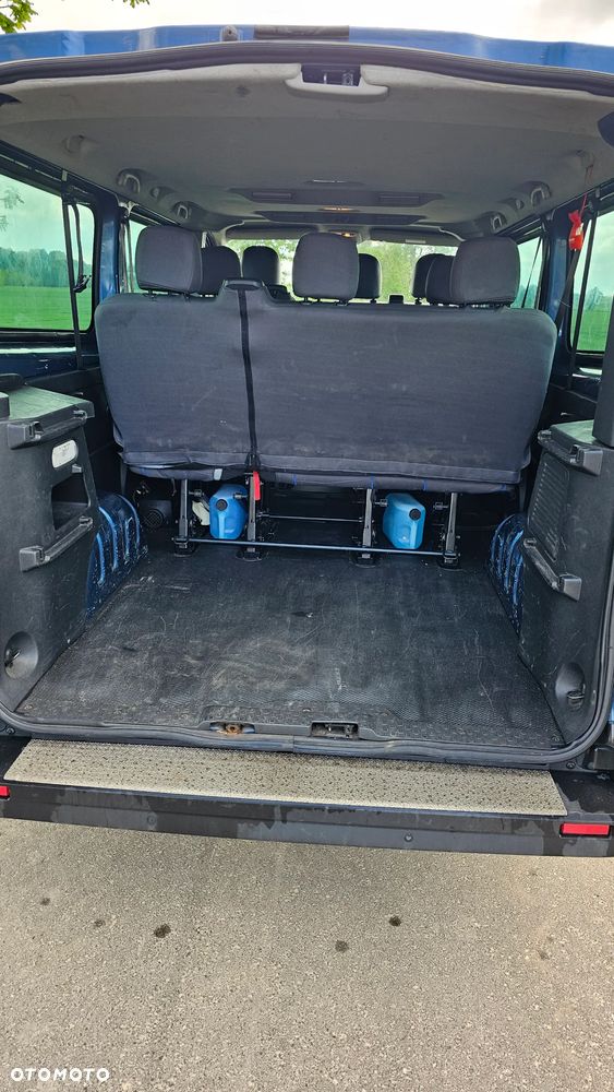 Renault Trafic - 10