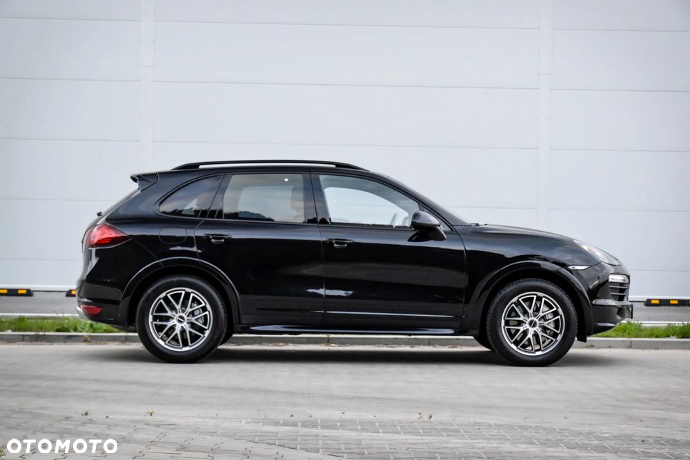 Porsche Cayenne S - 7