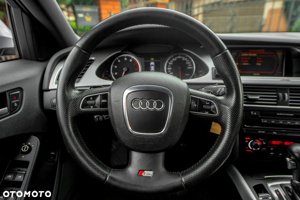 Audi A4 Avant 3.2 FSI quattro tiptronic S line Sportpaket (plus) - 21
