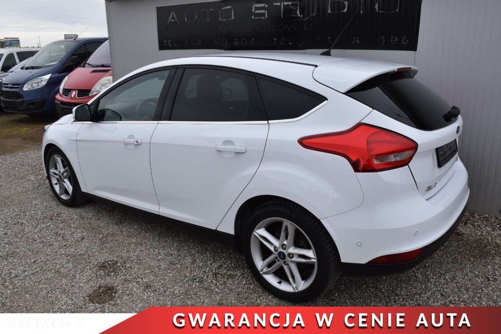 Ford Focus 1.0 EcoBoost Titanium - 32