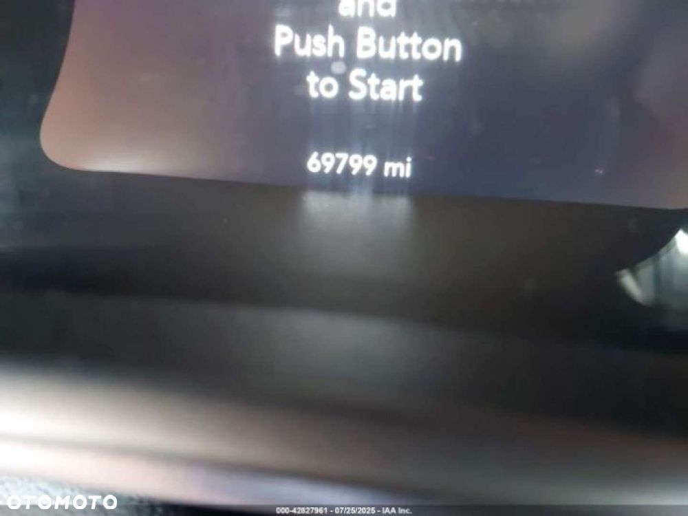 Dodge Challenger - 12