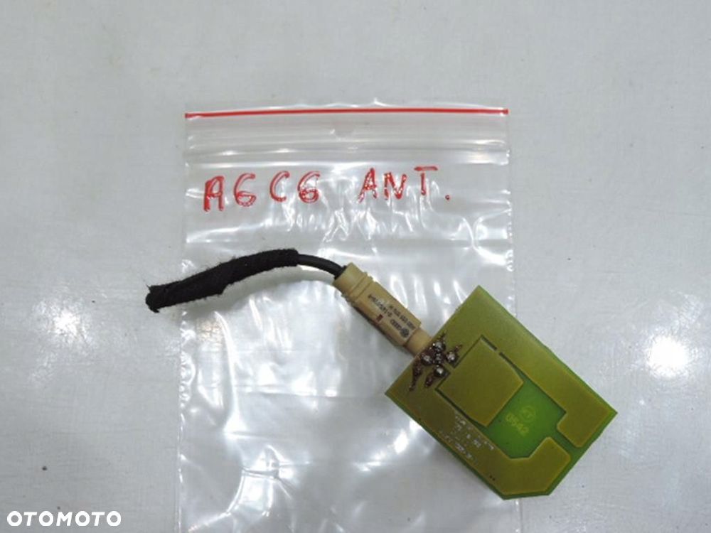 WZMACNIACZ ANTENY AUDI A6 C6 4F5035225E - 3