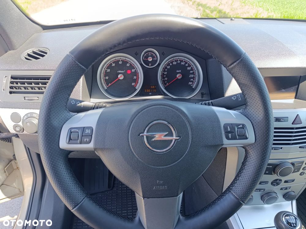 Opel Astra 1.8 Sport - 10
