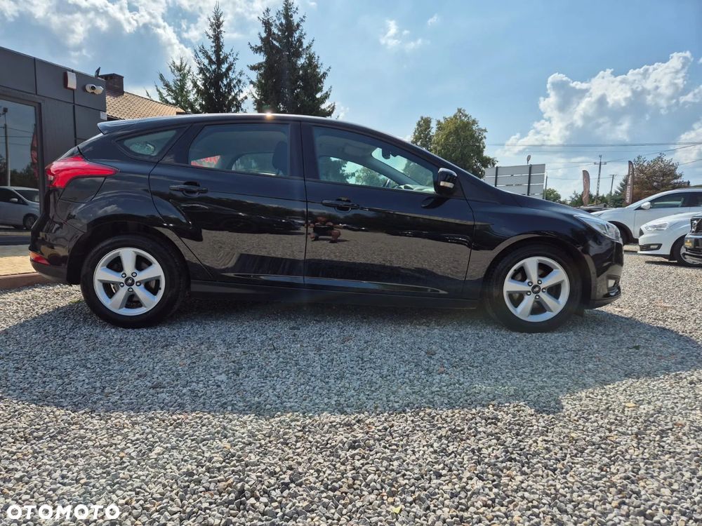 Ford Focus 1.6 TDCi DPF Titanium - 29