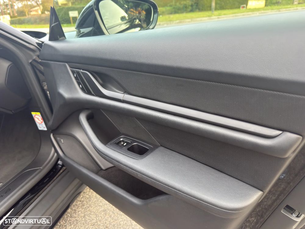 Porsche Taycan Cross Turismo 4 - 15