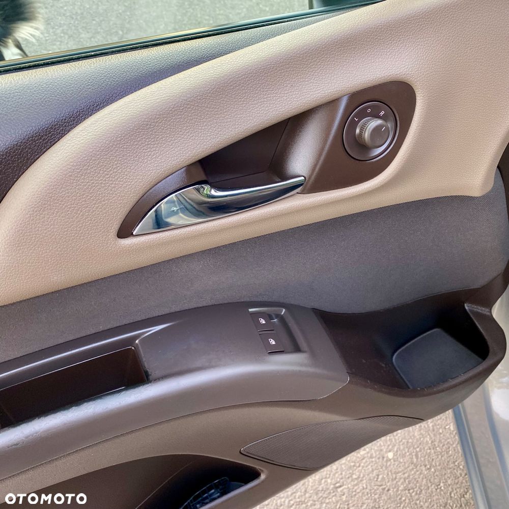 Opel Meriva 1.4 Color Edition - 8