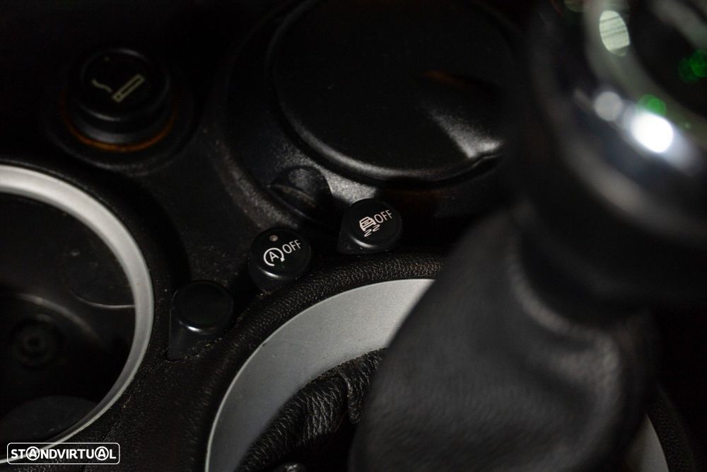 MINI 3 Portas One D - 35