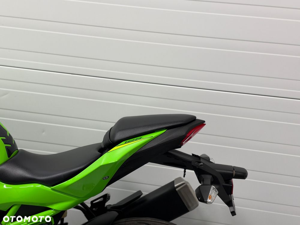 Kawasaki Ninja - 26