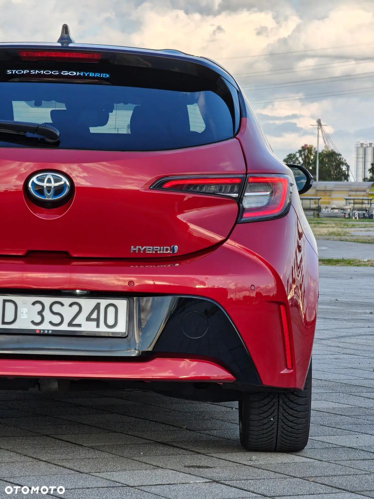 Toyota Corolla 1.8 Hybrid Selection - 12