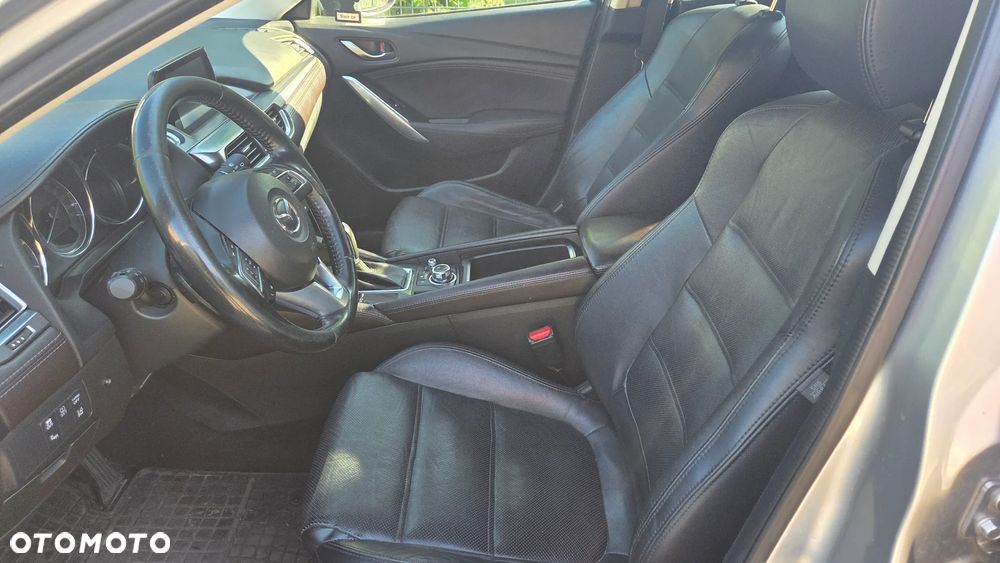 Mazda 6 - 8