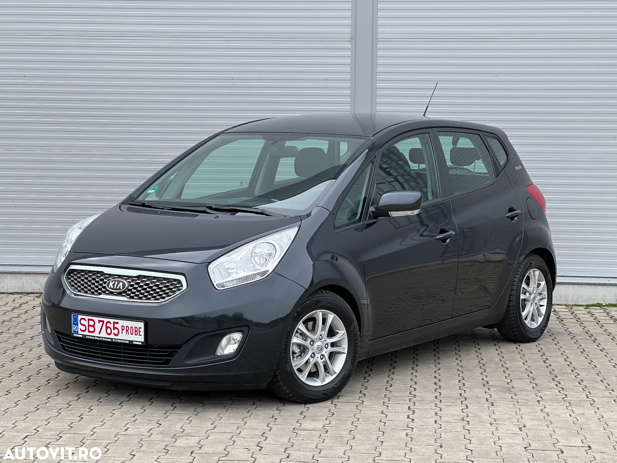 Kia Venga 1.6 CRDi 128 Black Collection - 1