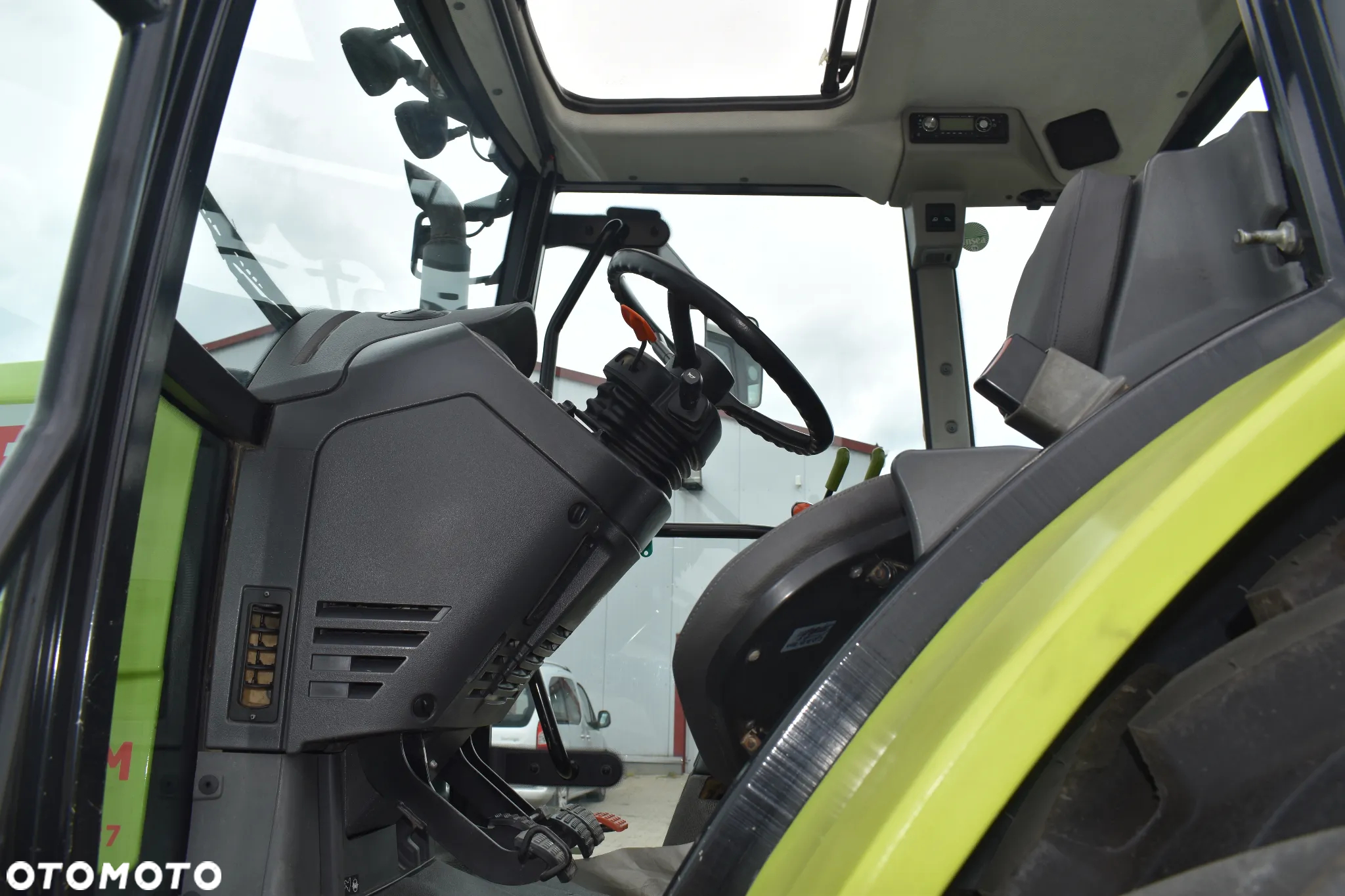 Claas Axos 340 CX - 16
