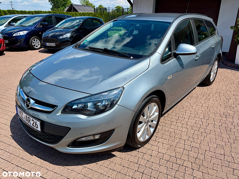 Opel Astra IV 1.4 T Cosmo - 13
