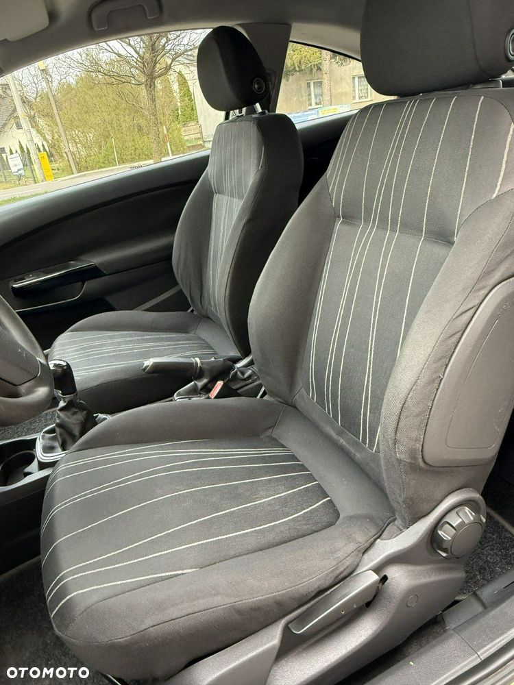 Opel Corsa - 3