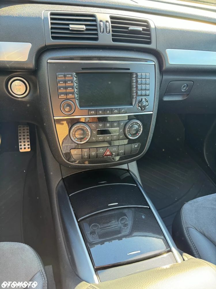 Mercedes-Benz Klasa R 500 4Matic 7G-TRONIC - 15