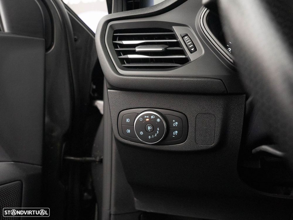 Ford Focus SW 1.0 EcoBoost MHEV ST-Line - 17