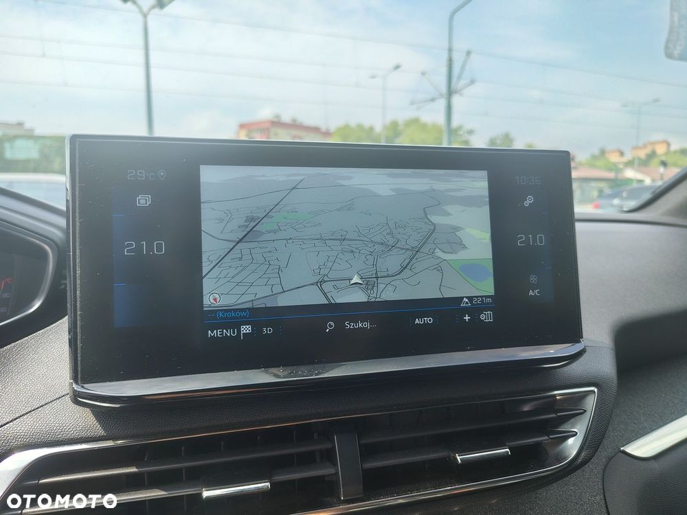 Peugeot 3008 1.2 PureTech Active Pack S&S EAT8 - 26