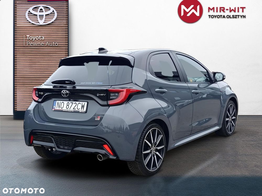 Toyota Yaris Hybrid 1.5 GR Sport - 9